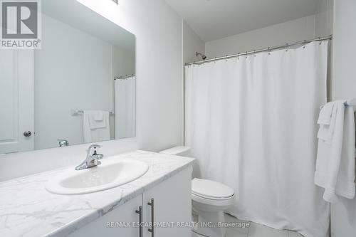 4 Springdale Avenue, Caledon, ON - Indoor Photo Showing Bathroom