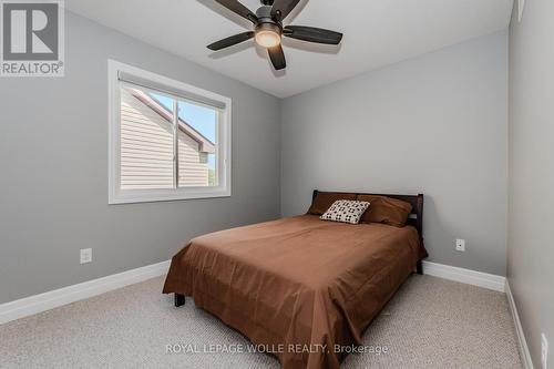 51 Newcastle Court, Kitchener, ON - Indoor Photo Showing Bedroom