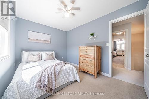 4870 Allan Court, Lincoln, ON - Indoor Photo Showing Bedroom