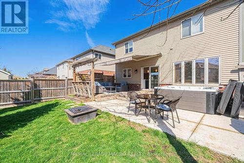 4870 Allan Court, Lincoln, ON - Outdoor With Exterior