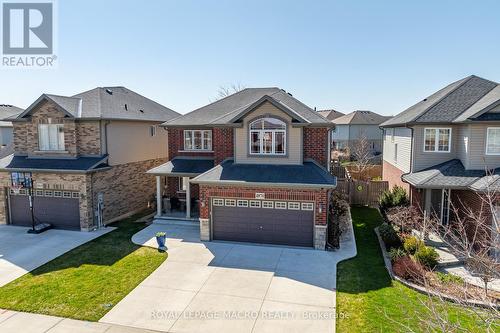 4870 Allan Court, Lincoln, ON - Outdoor With Facade