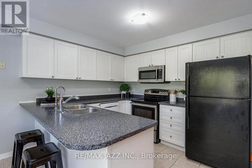 20 Milligan Street, Clarington (Newcastle), ON - Indoor Photo Showing Kitchen With Double Sink