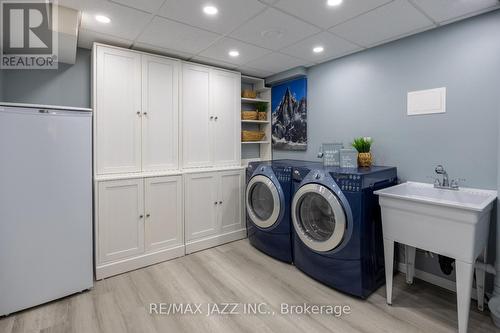 20 Milligan Street, Clarington (Newcastle), ON - Indoor Photo Showing Laundry Room