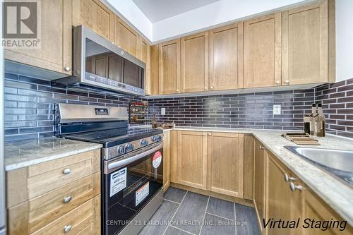 2809 - 763 Bay Street, Toronto, ON - Indoor Photo Showing Kitchen