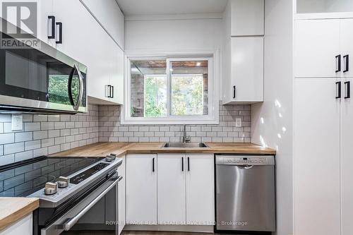 Upper - 286 Cumberland Avenue, Hamilton, ON - Indoor Photo Showing Kitchen