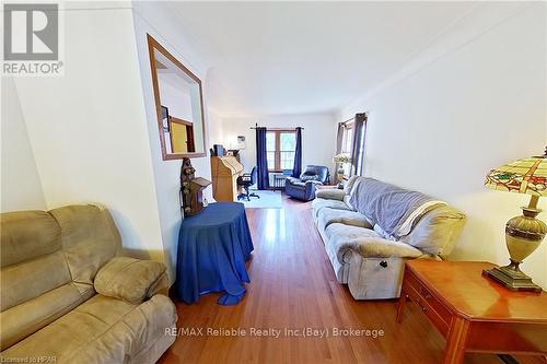 26 Main Street S, Bluewater (Bayfield), ON - Indoor Photo Showing Living Room