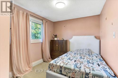 795 Rose Lane, Innisfil, ON - Indoor Photo Showing Bedroom