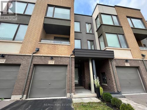 171 Sabina Drive, Oakville, ON - Outdoor With Facade