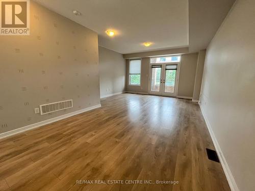 171 Sabina Drive, Oakville, ON - Indoor Photo Showing Other Room