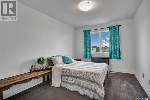 466 Kloppenburg Street, Saskatoon, SK - Indoor Photo Showing Bedroom