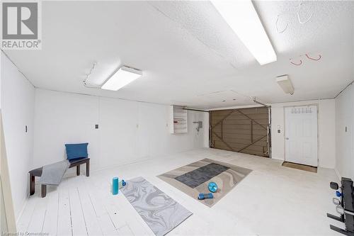 98 Cope Street, Hamilton, ON - Indoor Photo Showing Other Room