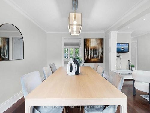 402 Dickens Dr, Oshawa, ON - Indoor Photo Showing Dining Room