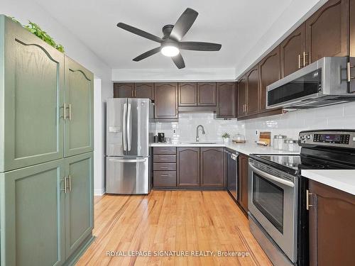 15-12 Whitedeer Rd, Hamilton, ON - Indoor Photo Showing Kitchen With Stainless Steel Kitchen