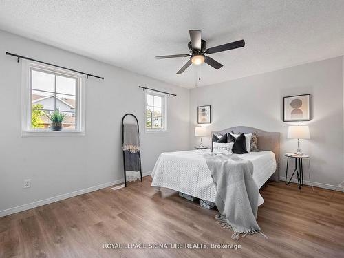 15-12 Whitedeer Rd, Hamilton, ON - Indoor Photo Showing Bedroom