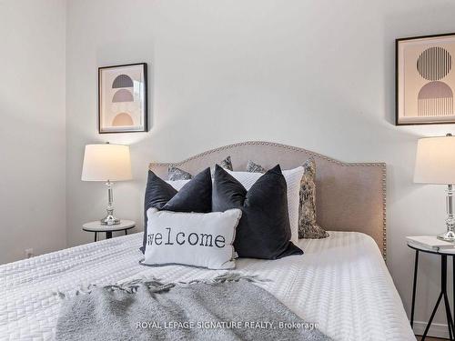 15-12 Whitedeer Rd, Hamilton, ON - Indoor Photo Showing Bedroom