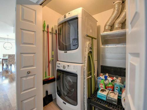 Salle de lavage - 403-3655 Rue Jean-Gascon, Montréal (Saint-Laurent), QC - Indoor Photo Showing Laundry Room