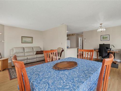 203B-670 Island Hwy South, Campbell River, BC - Indoor