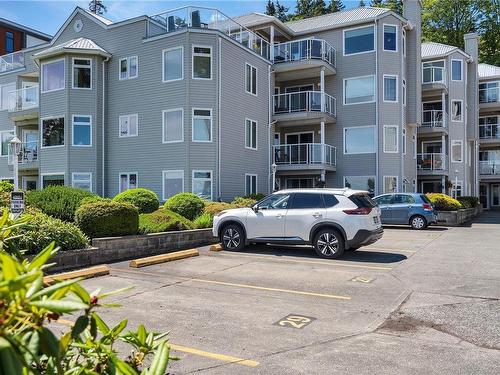 203B-670 Island Hwy South, Campbell River, BC - Outdoor With Facade