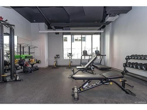 Ph2-1100 Yates St, Victoria, BC - Indoor Photo Showing Gym Room