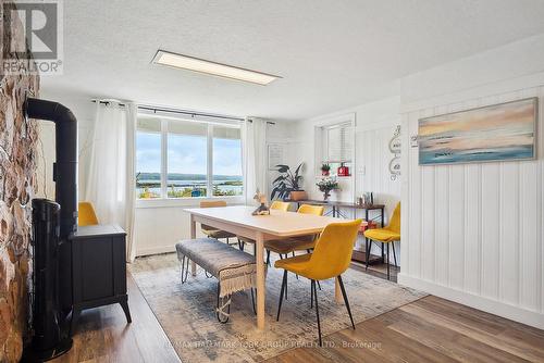 42 Lighthouse Crescent, Tay, ON - Indoor Photo Showing Dining Room