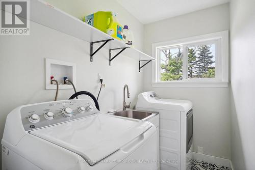 42 Lighthouse Crescent, Tay, ON - Indoor Photo Showing Laundry Room