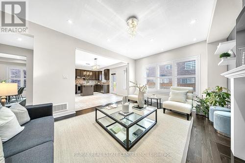 41 Bucksaw Street, Brampton, ON - Indoor Photo Showing Living Room