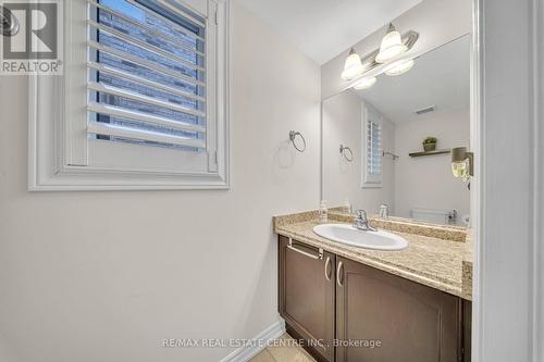 41 Bucksaw Street, Brampton, ON - Indoor Photo Showing Bathroom