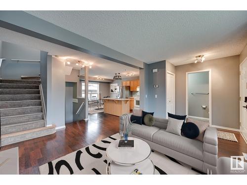 1907 37 Av Nw, Edmonton, AB - Indoor Photo Showing Living Room