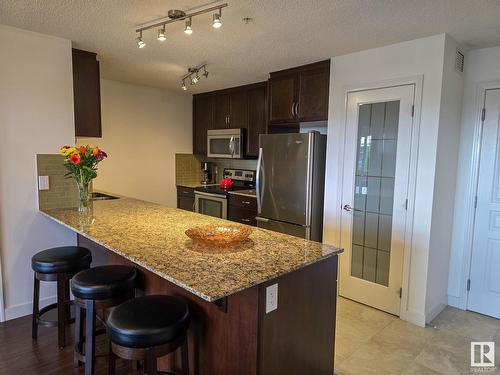 #308 7021 South Terwillegar Dr Nw, Edmonton, AB - Indoor Photo Showing Kitchen