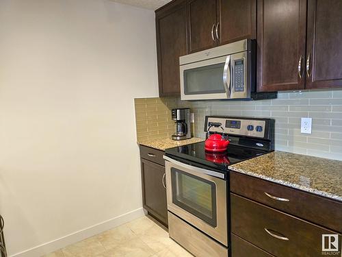 #308 7021 South Terwillegar Dr Nw, Edmonton, AB - Indoor Photo Showing Kitchen With Upgraded Kitchen