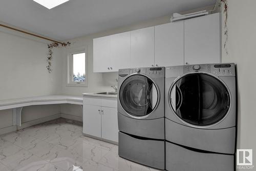 157 Weaver Dr Nw, Edmonton, AB - Indoor Photo Showing Laundry Room