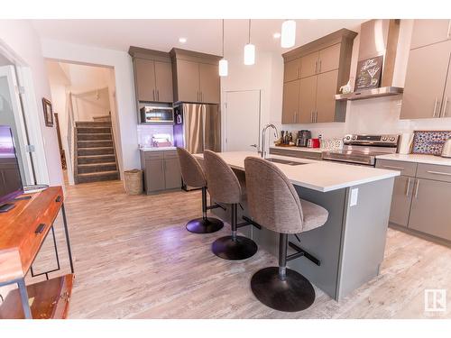 17115 46 St Nw, Edmonton, AB - Indoor Photo Showing Kitchen