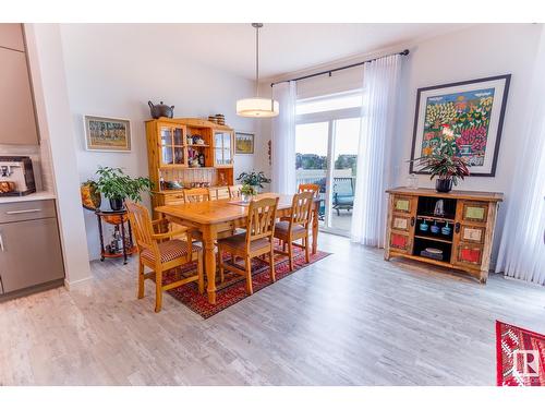 17115 46 St Nw, Edmonton, AB - Indoor Photo Showing Dining Room