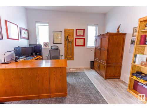 17115 46 St Nw, Edmonton, AB - Indoor Photo Showing Office