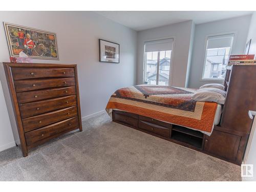 17115 46 St Nw, Edmonton, AB - Indoor Photo Showing Bedroom