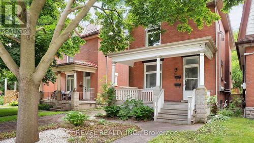 Upper - 33 Yale Street, London, ON - Outdoor With Facade