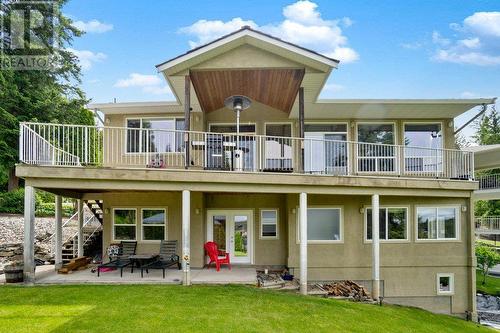 2592 Alpen Paradies Road Unit# 10, Blind Bay, BC - Outdoor With Deck Patio Veranda