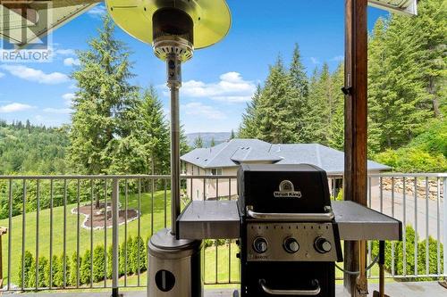 2592 Alpen Paradies Road Unit# 10, Blind Bay, BC - Outdoor