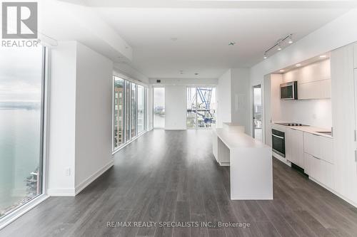 2105 - 370 Martha Street, Burlington, ON - Indoor Photo Showing Kitchen With Upgraded Kitchen