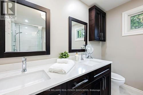 35 Treanor Crescent, Halton Hills, ON - Indoor Photo Showing Bathroom