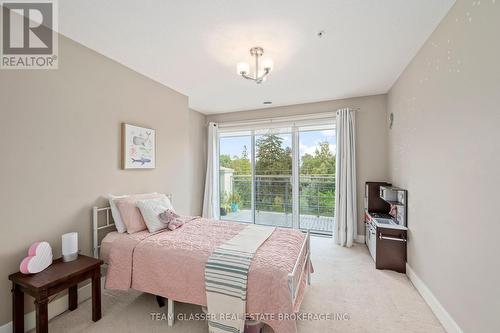 414 - 320 Sugarcreek Trail, London, ON - Indoor Photo Showing Bedroom