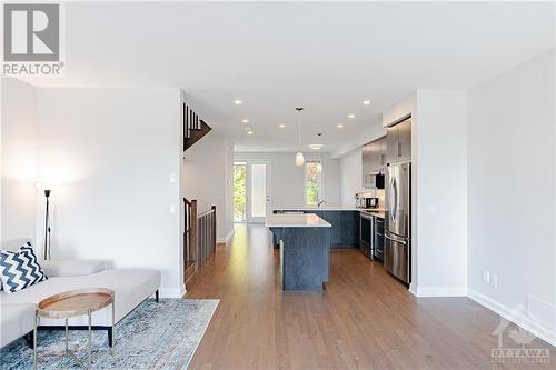 143 Boundstone Way, Kanata, ON - Indoor Photo Showing Living Room