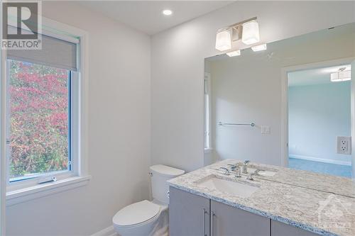 ensuite bathroom - 143 Boundstone Way, Kanata, ON - Indoor Photo Showing Bathroom