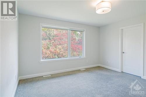 143 Boundstone Way, Kanata, ON - Indoor Photo Showing Living Room