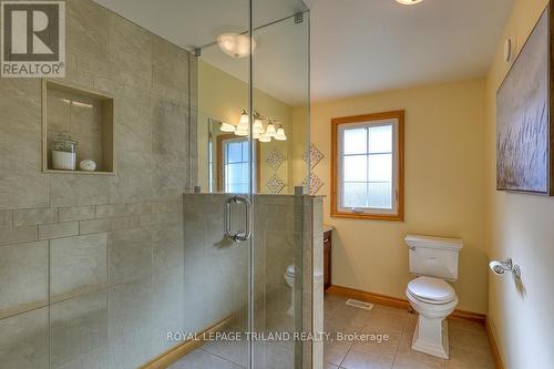 684284 Road 68 Road, Zorra, ON - Indoor Photo Showing Bathroom