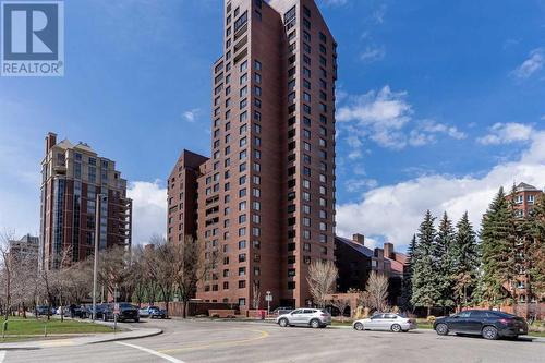 1002A, 500 Eau Claire Avenue Sw, Calgary, AB - Outdoor With Facade