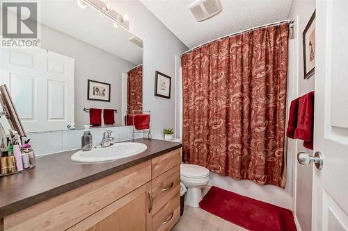 205 Country Village Manor Ne, Calgary, AB - Indoor Photo Showing Bathroom