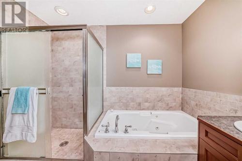 11 Crestridge Way Sw, Calgary, AB - Indoor Photo Showing Bathroom