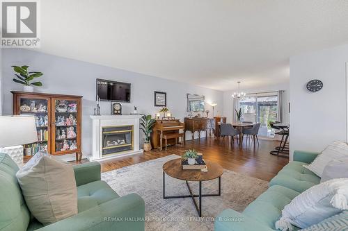 57 Holland River Boulevard, East Gwillimbury, ON - Indoor Photo Showing Living Room With Fireplace