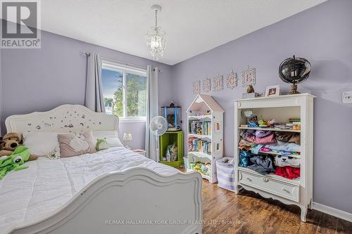 57 Holland River Boulevard, East Gwillimbury, ON - Indoor Photo Showing Bedroom